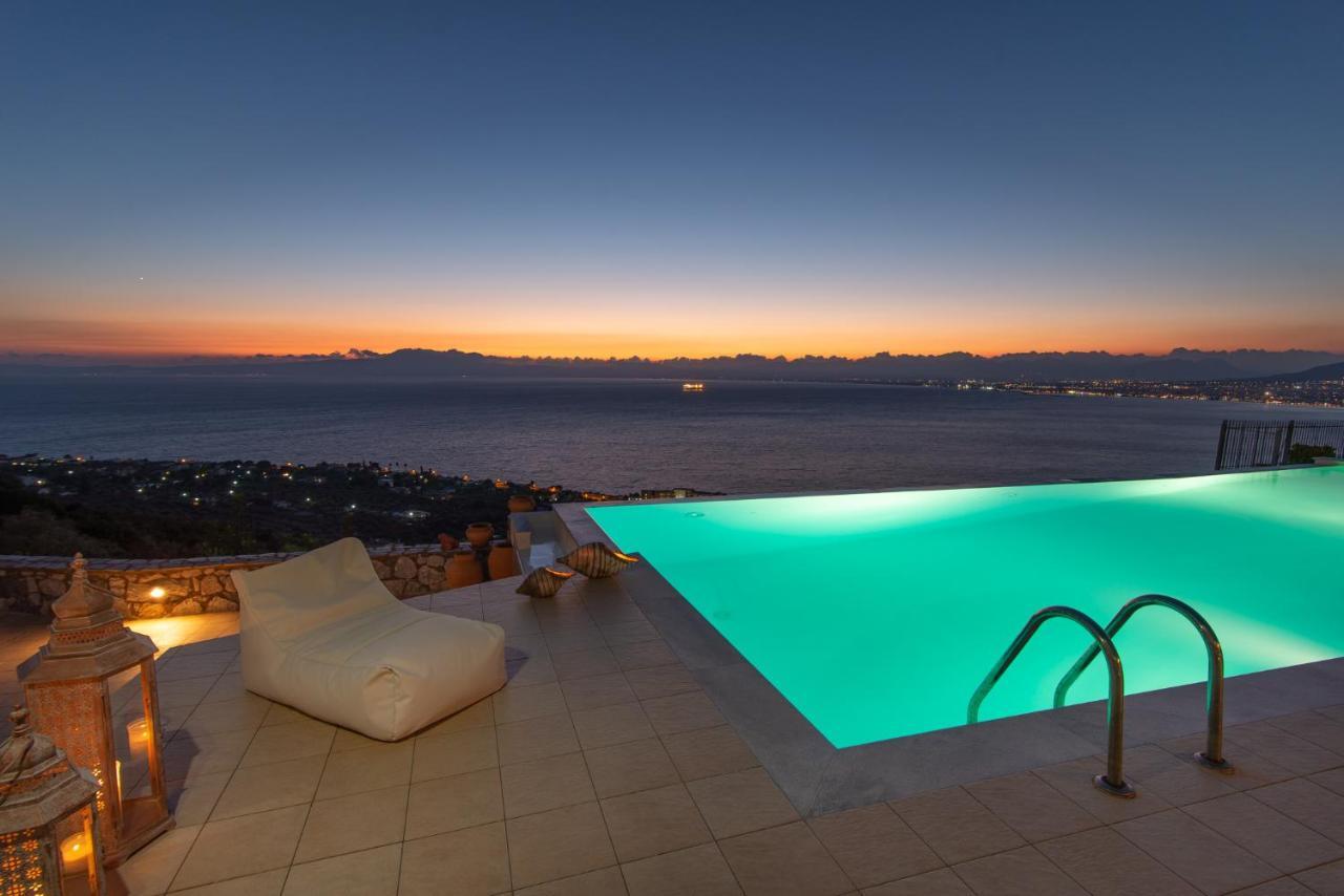 Villa Rebecca Каламата Экстерьер фото