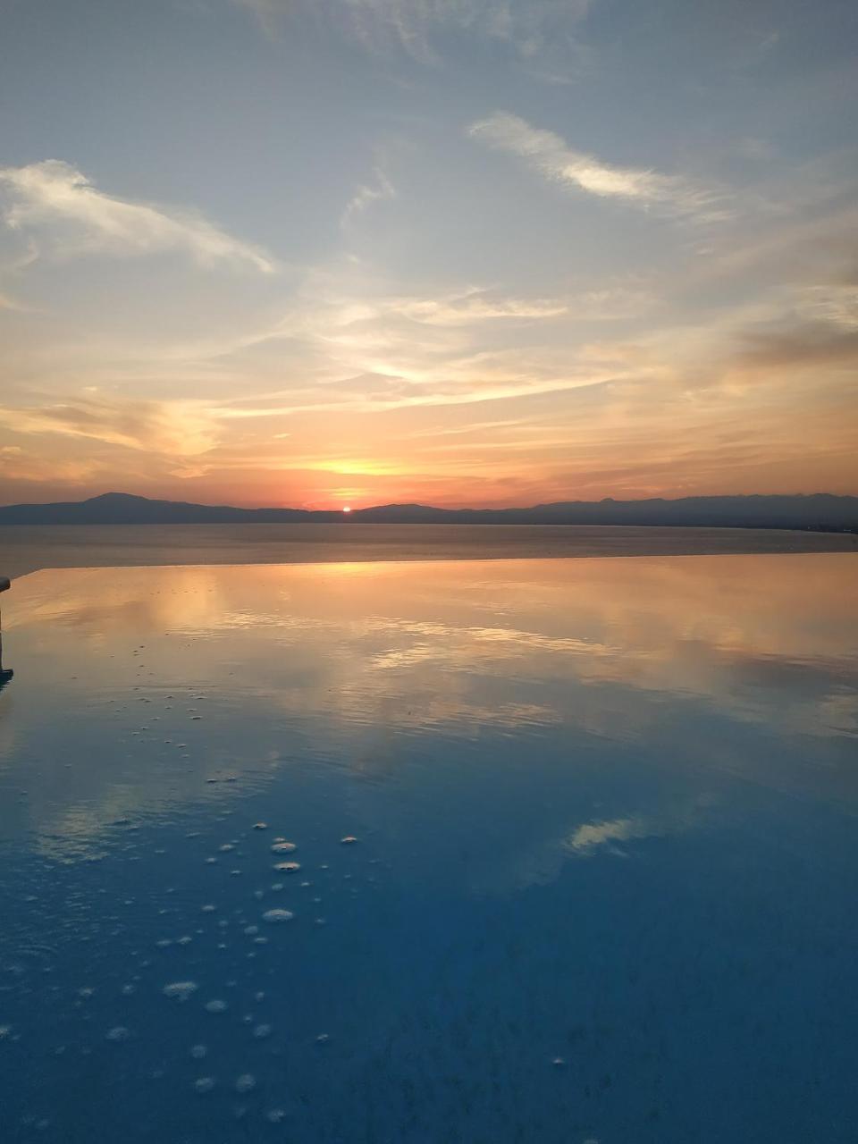 Villa Rebecca Каламата Экстерьер фото